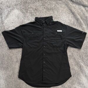 Columbia Black Short-Sleeve Button-Up Casual Fishing Shirt